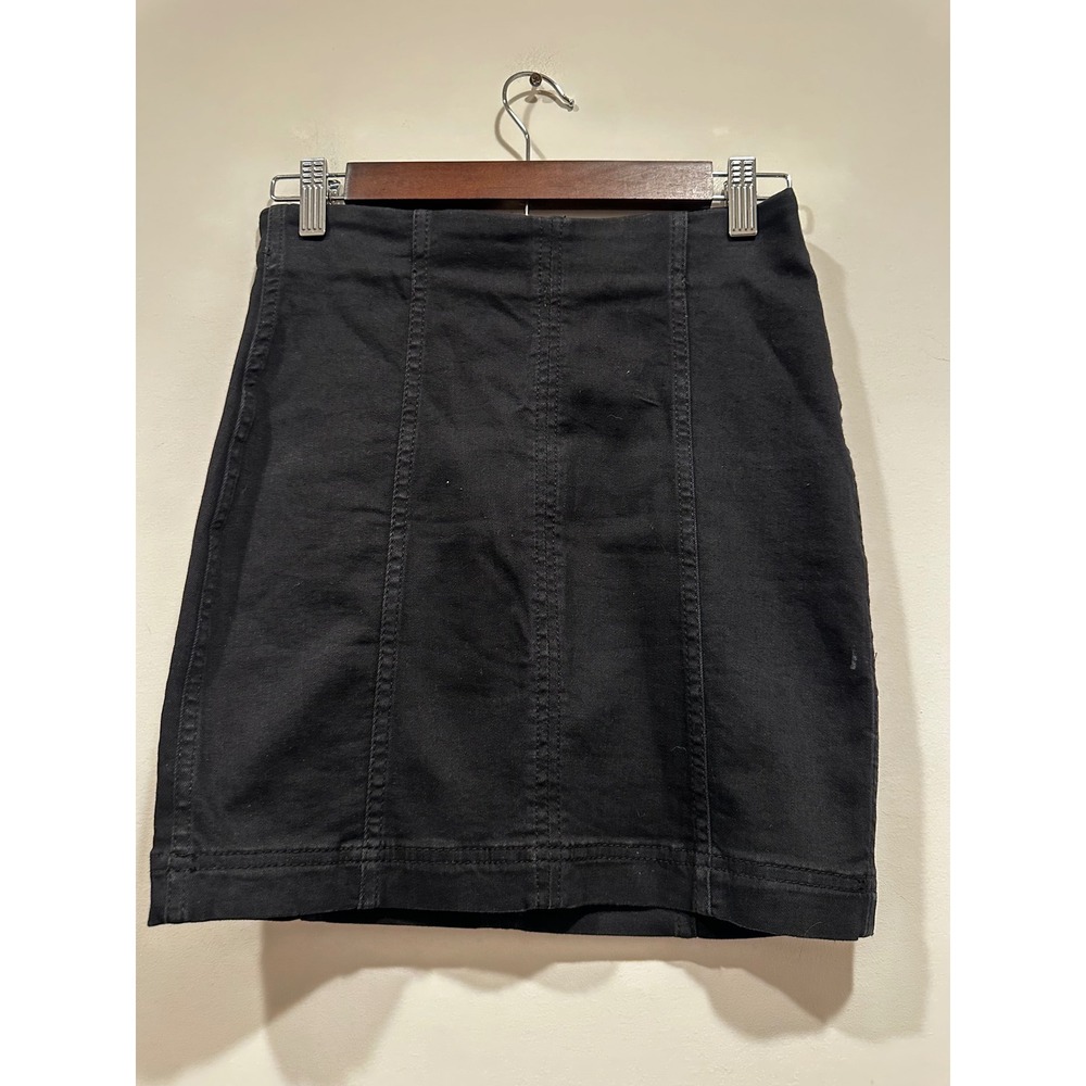 Free People Black Denim Mini Skirt High Waisted Exposed Back Zip Size 4